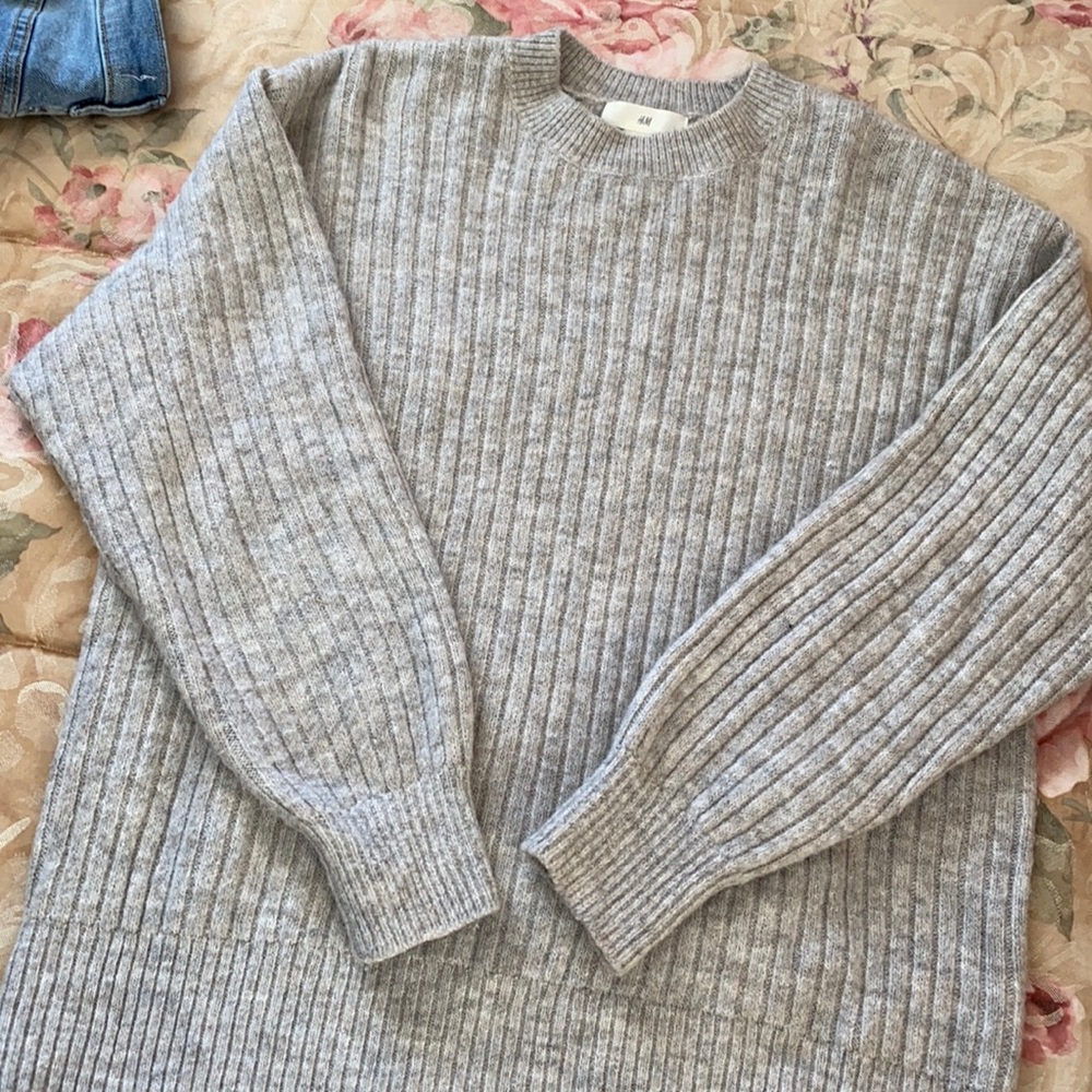 H&M Sweater
